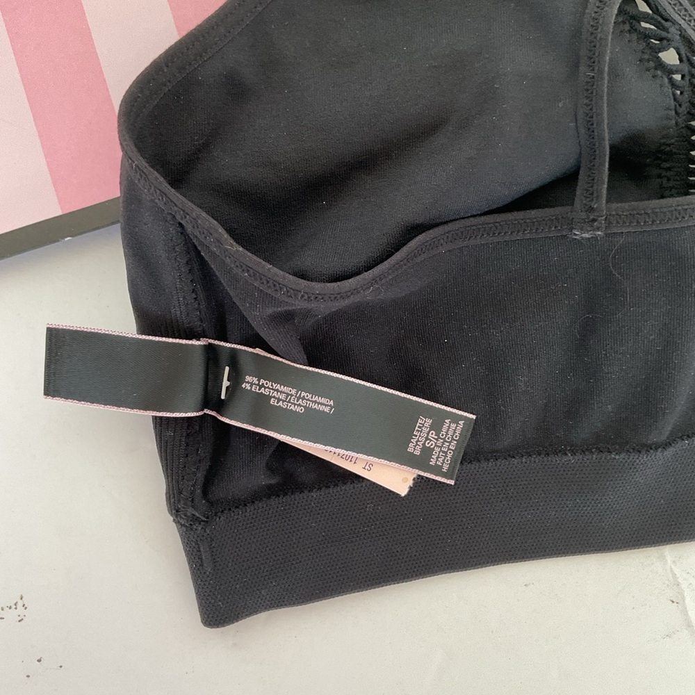 NWT Victorias Secret seamless cutout high neck bralette. Size small. - Picture 12 of 15